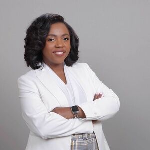 Meet your Posher, Renee